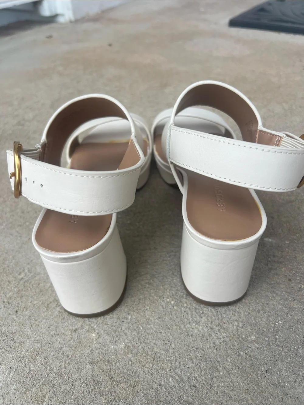 AEROSOLES Cream Platform Block Heel Sandals